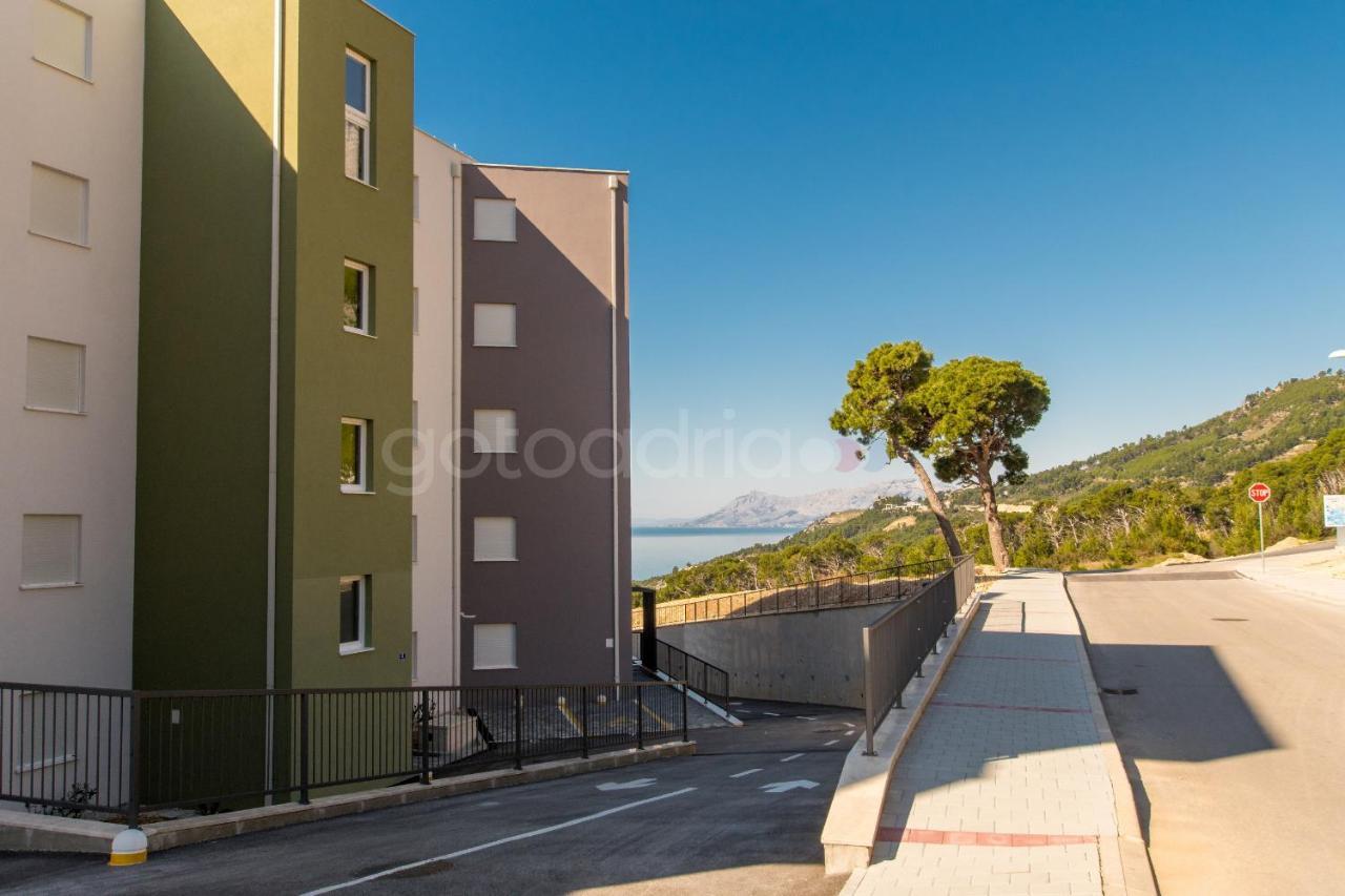 Exclusive Penthouse Big Blue With Private Jacuzzi Apartment Makarska Exterior photo