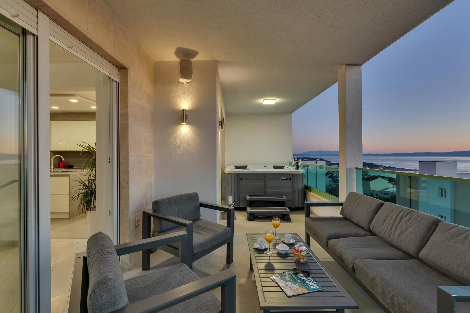 Exclusive Penthouse Big Blue With Private Jacuzzi Apartment Makarska Exterior photo